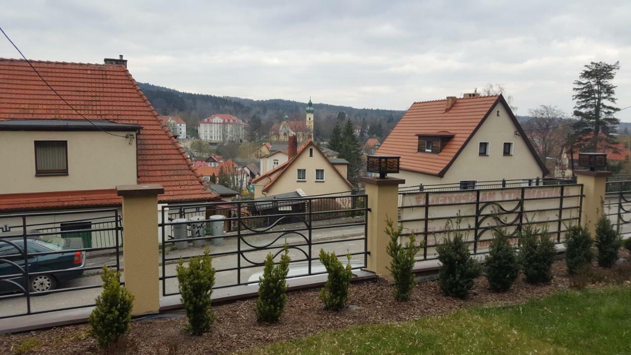 Apartament Z Widokiem-Blizej Zdroju Polanica-Zdrój Exterior foto