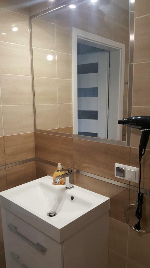 Apartament Z Widokiem-Blizej Zdroju Polanica-Zdrój Exterior foto
